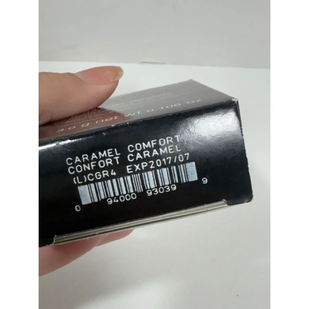 Avon Ultra Color Absolute Lipstick Comfort Caramel‎ SPF 15 Discontinued Vintage